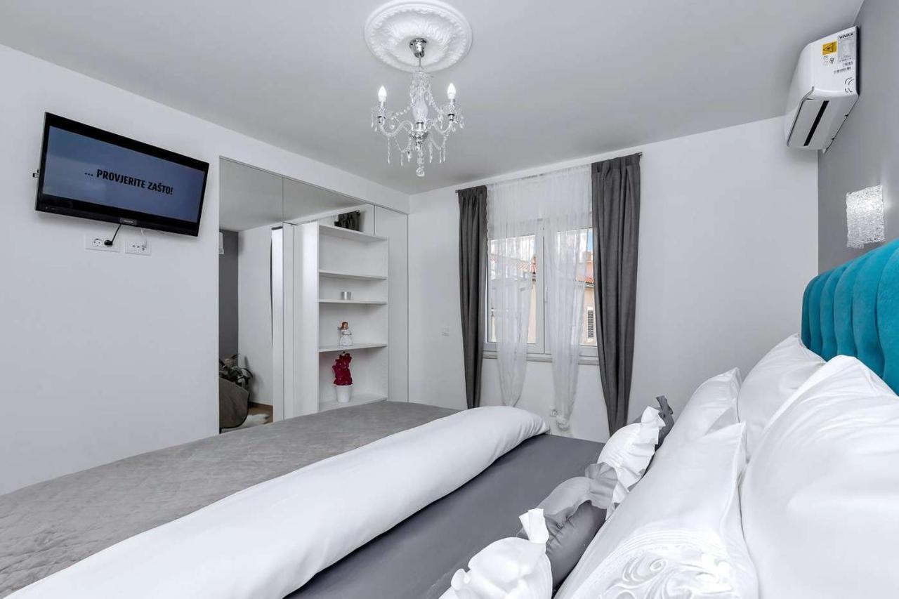 Luxurious Apartment Nino Makarska Eksteriør bilde