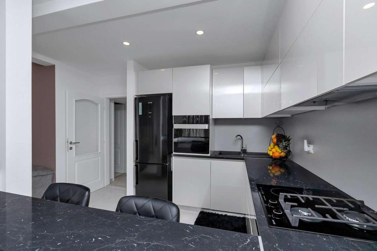 Luxurious Apartment Nino Makarska Eksteriør bilde