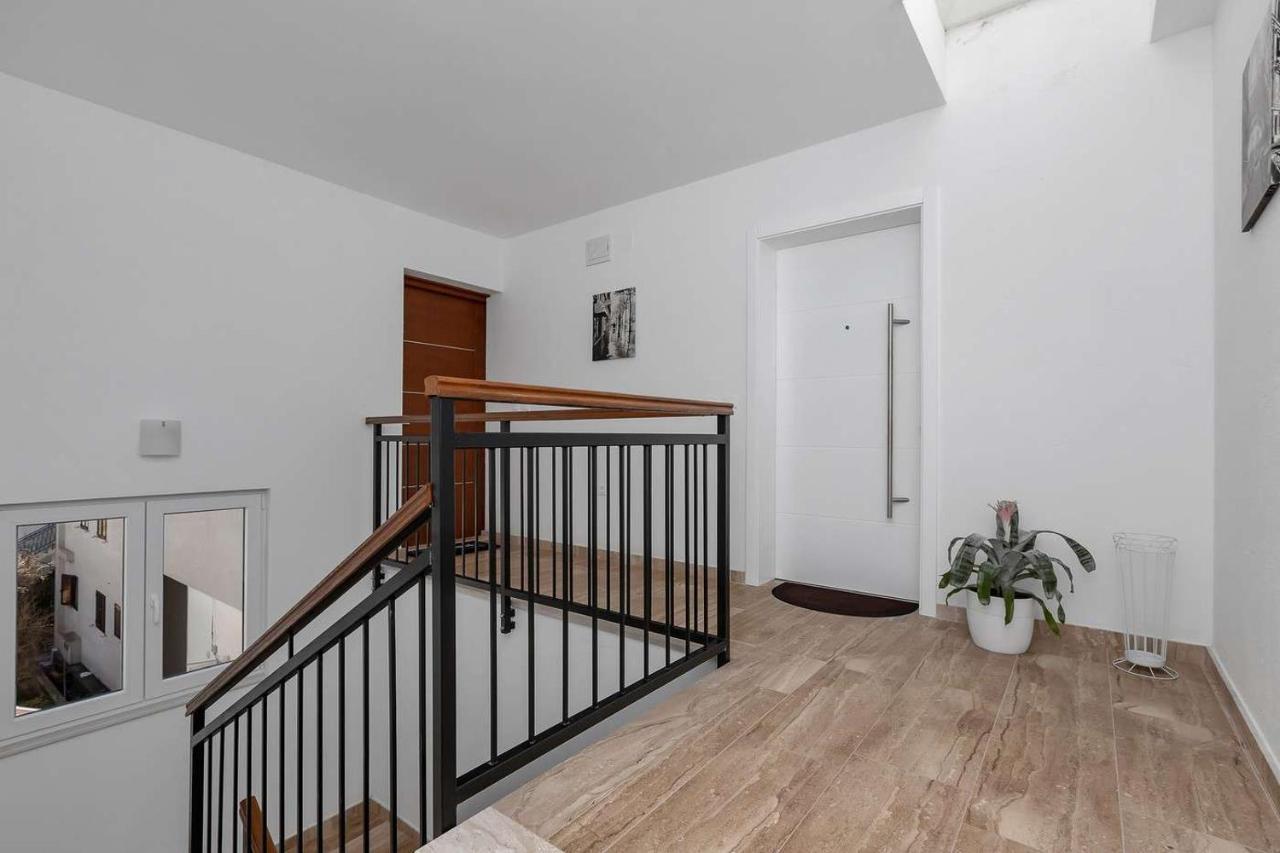 Luxurious Apartment Nino Makarska Eksteriør bilde